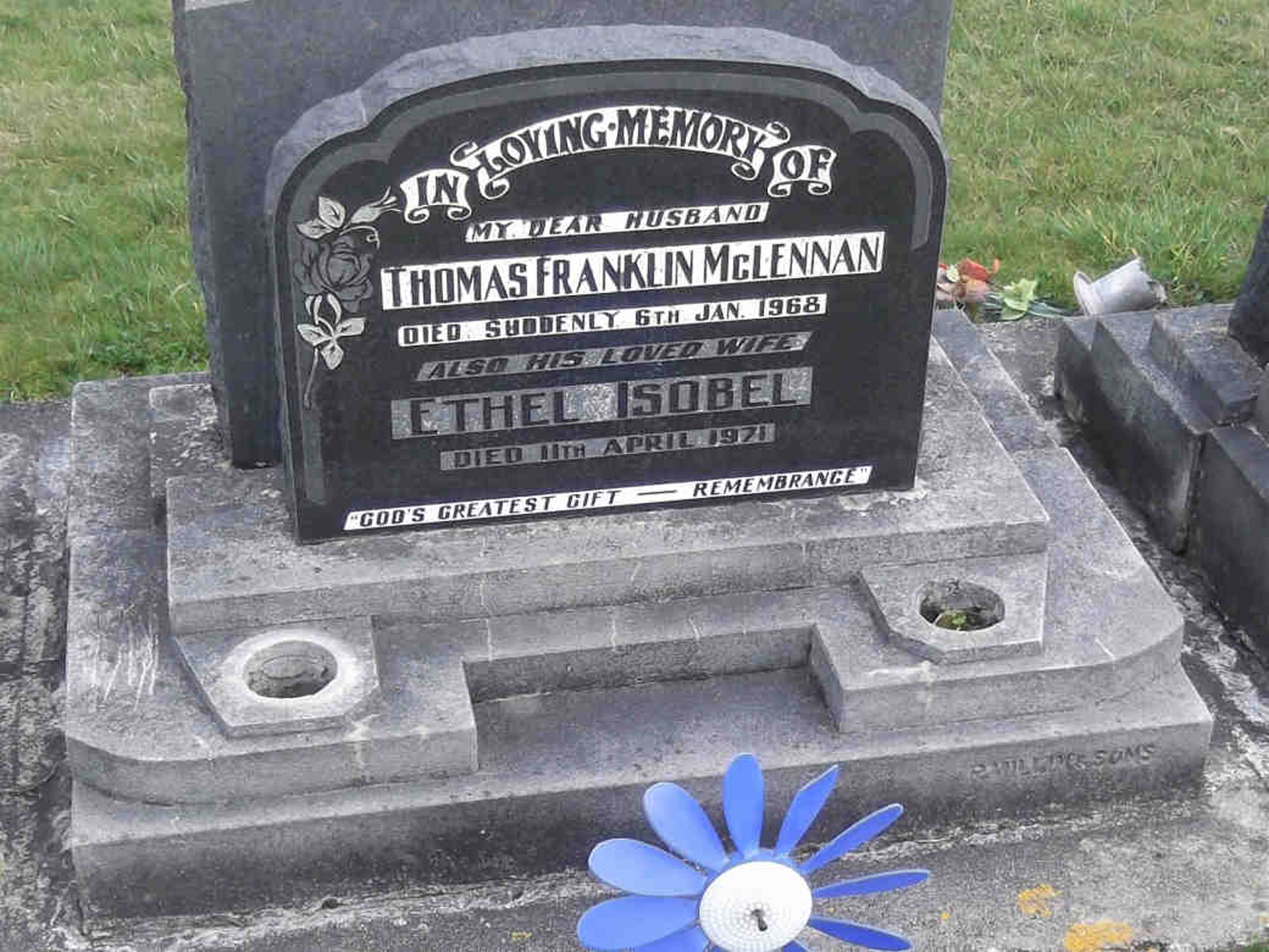 Photo of headstones/Thomas Franklin McLennan d 1968 hdstn Andersons Bay Dunedin